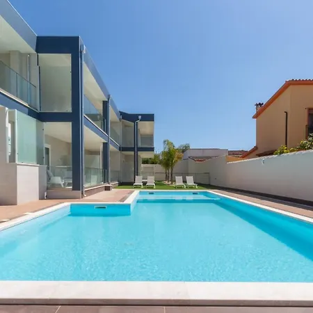 Meridian Unita 6 *